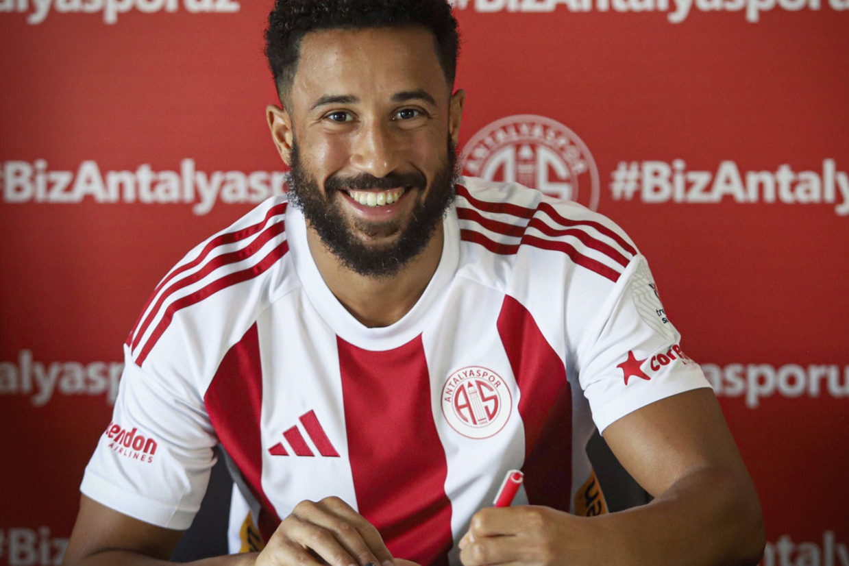 Townsend é mais um a trocar a Inglaterra pelo futebol turco