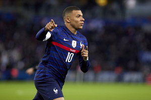 Ultimato pblico a Mbapp: Renova ou deixa o PSG