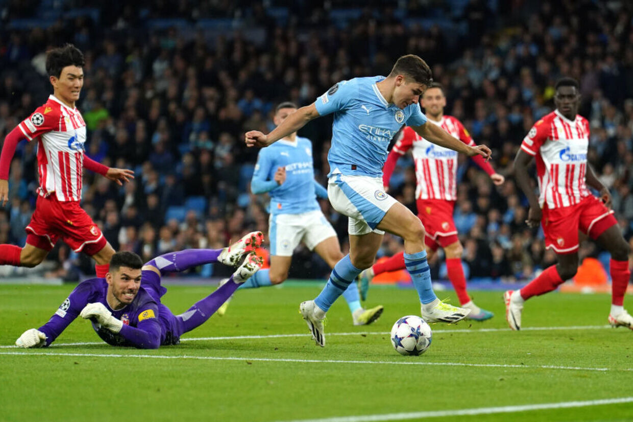 Manchester City vence Estrela Vermelha de virada na Champions