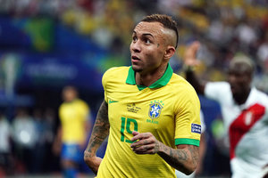 Dortmund com Everton e Antony em lista para reformulao em 2020