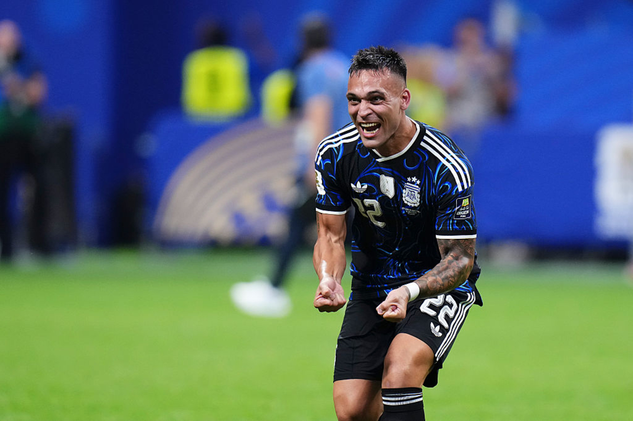 Lautaro Martínez: do rótulo de decepção no Catar à afirmação decisiva na seleção argentina