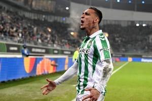 Em alta no Betis, Antony entra na mira do Atltico de Madrid