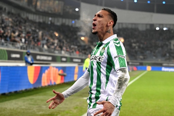Em alta no Betis, Antony entra na mira do Atltico de Madrid