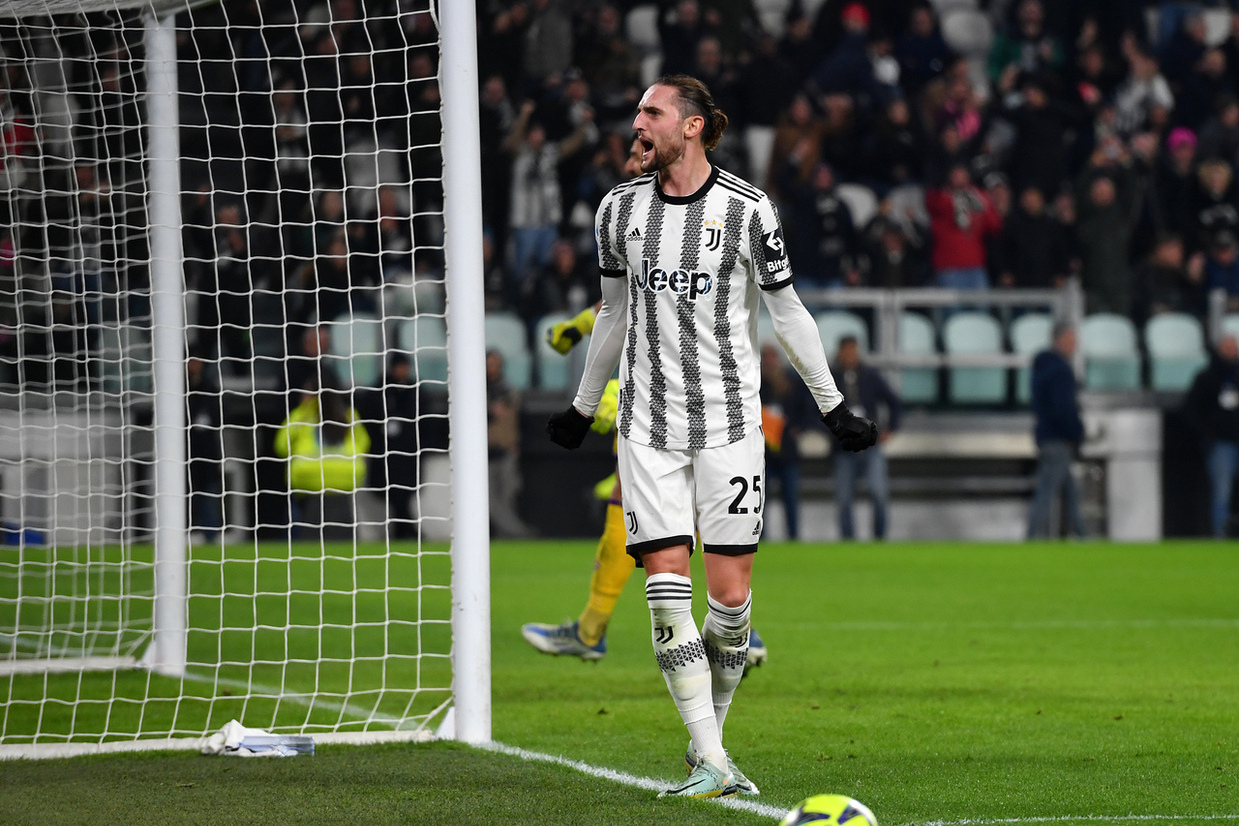 Juventus põe fim às especulações e garante a permanência de Rabiot