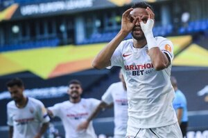 Sevilla  melhor e derruba Roma; Leverkusen volta a vencer Rangers e tambm avana