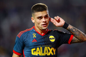 Lionel Messi? Lionel... Pec! Brasileiro  sensao na MLS