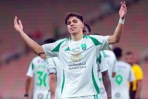 Al Ahli supera Al Raed e se recupera na Liga Saudita