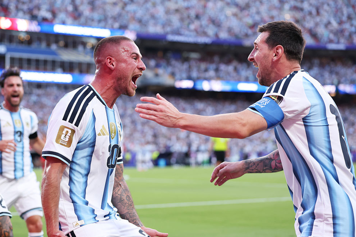 Argentina e Suíça encerram confronto com emoção em campo