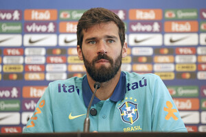 Alisson projeta Brasil na Copa Amrica: ' um longo processo, depende de ns'