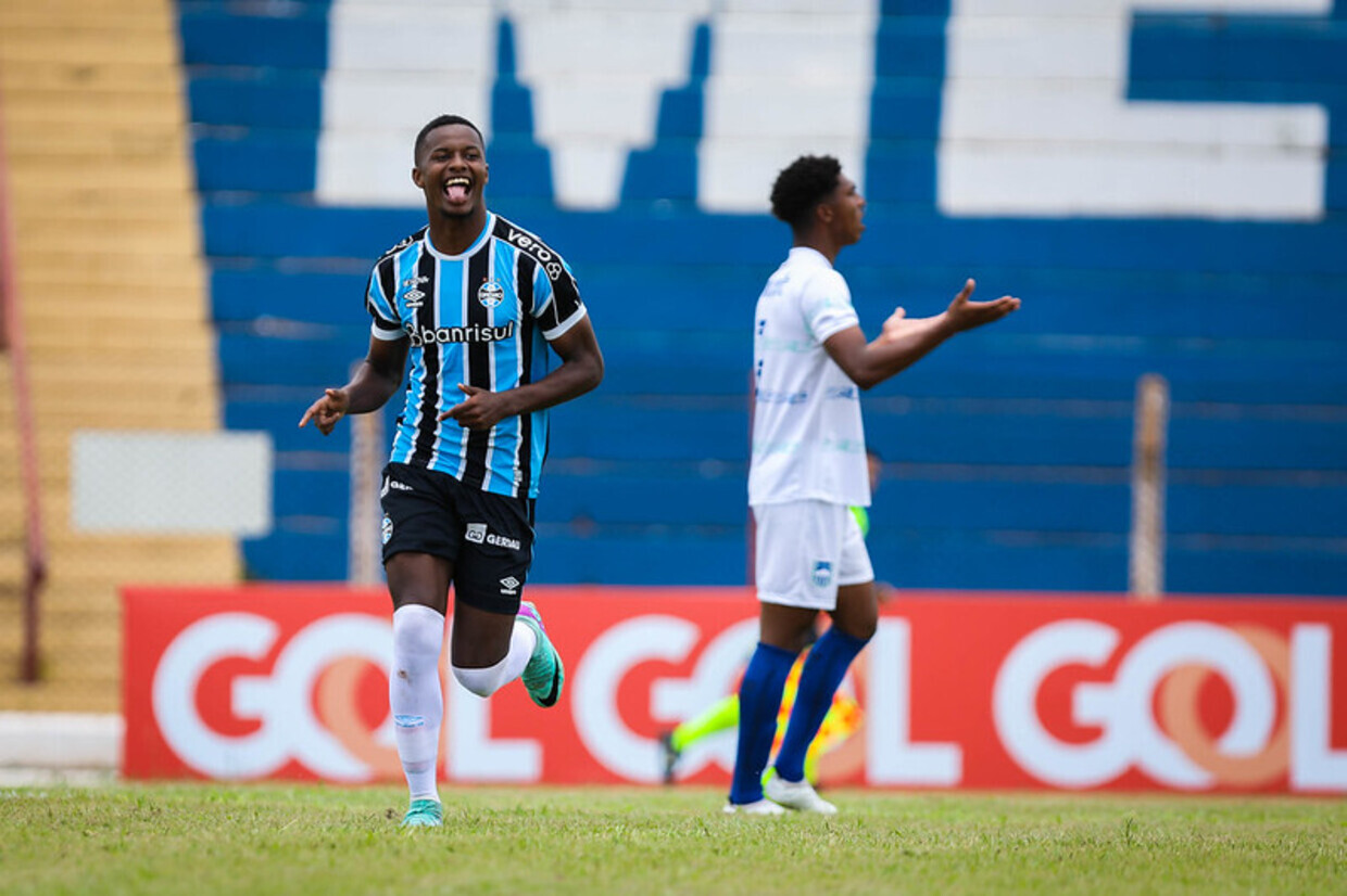 Em busca do título inédito, Grêmio começa a Copinha com goleada sobre o Serra Branca