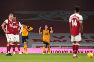 Wolves supera tenso por Jimnez, joga melhor e derrota o Arsenal fora de casa