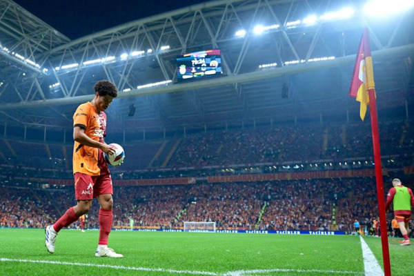 Em circuito 'alternativo', Gabriel Sara brilha na Turquia como lder em assistncias