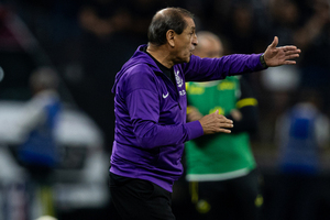 Derrota na Libertadores ameaa trabalho de Ramn Daz no Corinthians