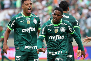 Recordista, invicto e com crias em campo: Palmeiras em estreia atpica na Liberta