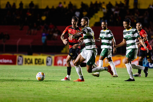 Altos vence na Ilha, mas no avana; Sport termina vaiado