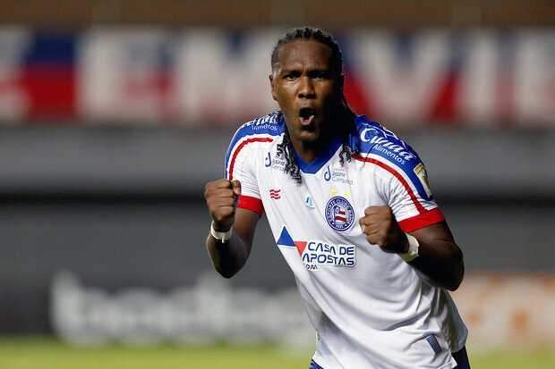 Quatro gols em um jogo? O tamanho do feito de Rodallega pelo Bahia