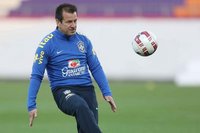 Com Gabriel Jesus, Valdivia e Gabriel, Dunga convoca seleo olmpica para amistosos