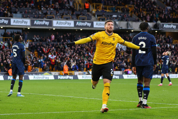 Wolverhampton bate Chelsea e d presente de Natal para a torcida