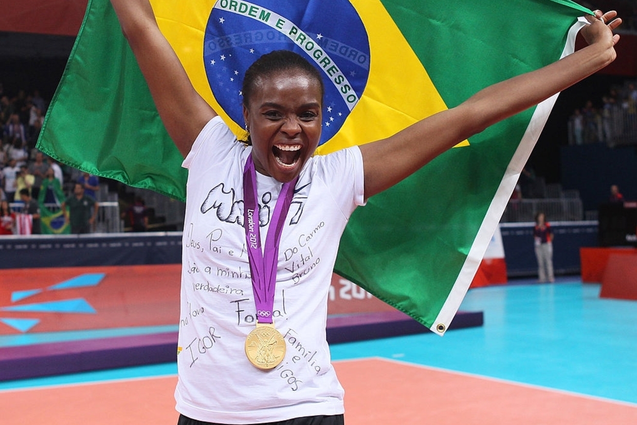 Bicampeã olímpica, Fabi Claudino anuncia aposentadoria