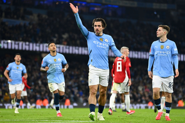 Guardiola confirma sada de Grealish do City