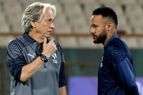 Aps recusa de Ancelotti, Jorge Jesus vira favorito para assumir seleo brasileira