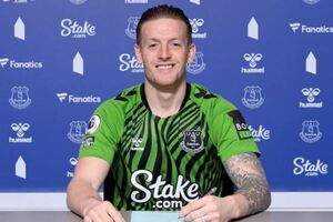 Pickford renova com Everton e pode completar uma dcada no clube