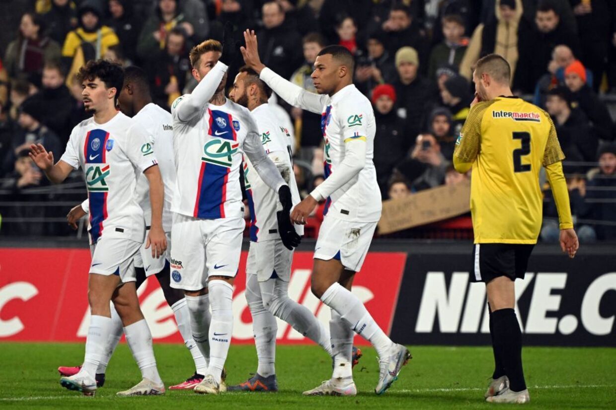 França U17 x Senegal U17 22/11/2023 na Campeonato Mundial FIFA Sub-17 2023, Futebol