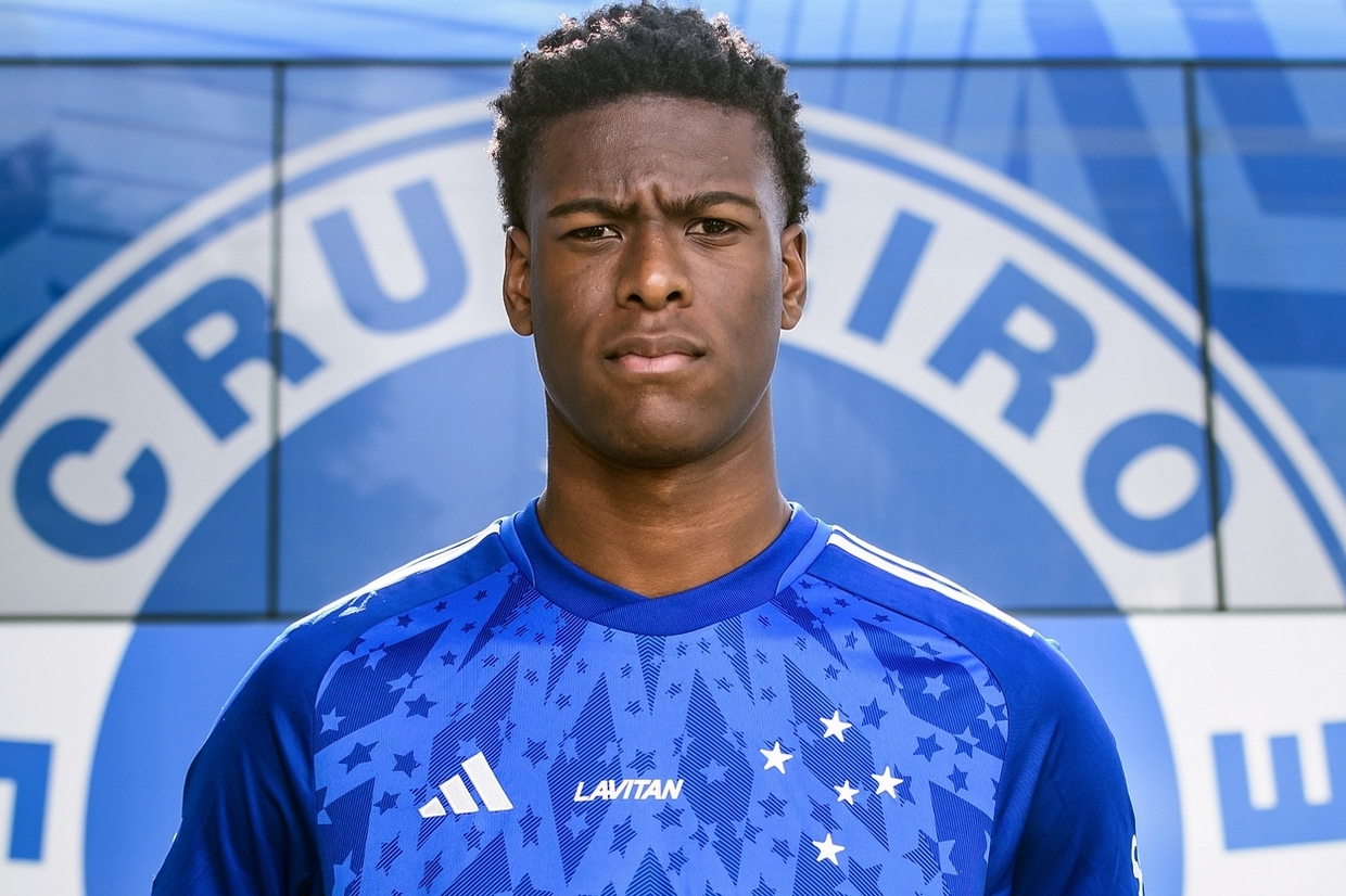 Cruzeiro oficializa contratação de joia do Ceará