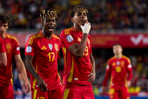 Espanha supera a Holanda nos pnaltis e arranca a classificao para a semi
