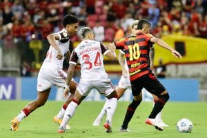 Com destinos definidos na Srie A, Sport e Flamengo empatam em duelo animado