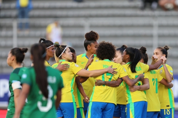 Com soberania, Brasil passa por cima da Bolvia na Copa Amrica Feminina