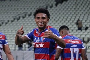 Corinthians recebe proposta do futebol dinamarqus por derson