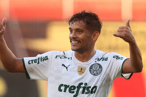 Relegado a reserva, Scarpa continua a ser campeo de assistncias no Palmeiras