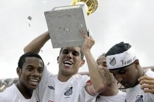 2004: Com dramas dentro e fora de campo, Brasileiro v o Santos de volta ao topo
