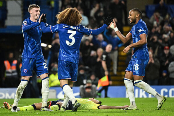 Chelsea passa fcil pelo Southampton e pula para o G4 da Premier League