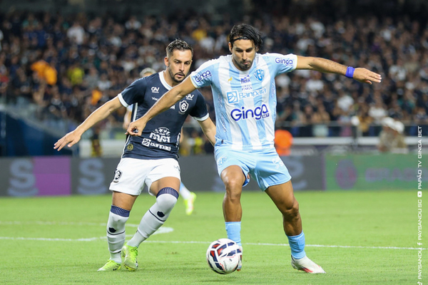 Diogo Oliveira decide Re-Pa e Paysandu fica com os trs pontos