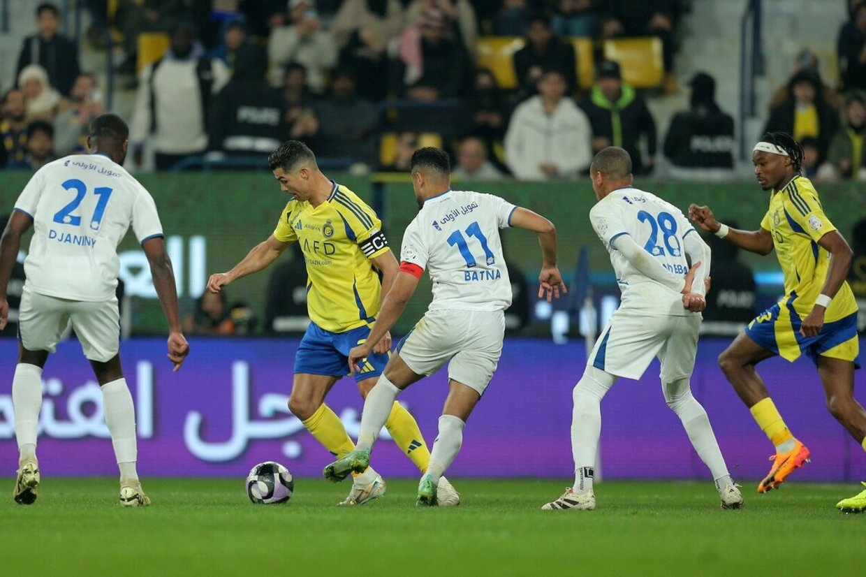 CR7 marca, Al Nassr bate Al Fateh e segue ´próximo´ dos líderes no Sauditão