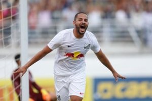 Bragantino volta a vencer e deixa Paran fora do G4
