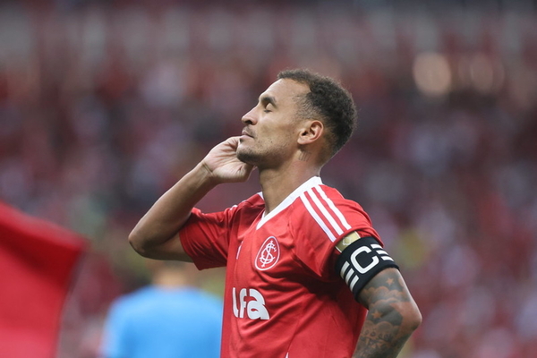 Pat-Trick! Alan  o terceiro na histria do Inter a anotar hat-trick na Libertadores