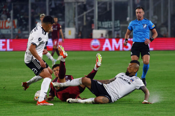 Colo-Colo busca empate contra River, e deciso vai sem vantagem para Nuez
