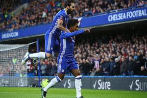 Willian faz golao de falta, Chelsea goleia Brentford e avana na Copa da Inglaterra