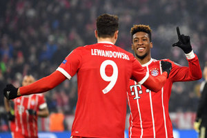 Besiktas tem jogador expulso no comeo e v Bayern encaminhar vaga na Champions