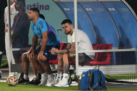 27 jogador? Um ano aps aposentadoria, Aguero segue ativo na Argentina