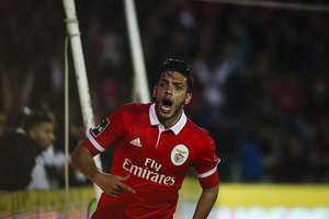 Atacante mexicano na Rssia refora o Wolverhampton