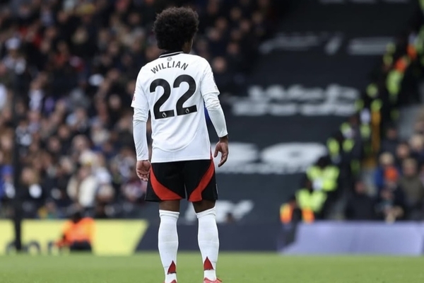 Willian se torna o sul-americano com mais jogos na histria da Premier League