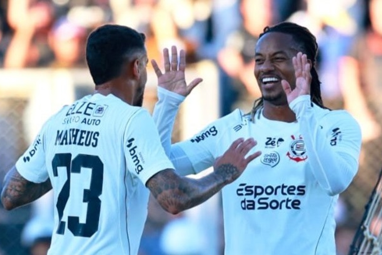 Corinthians empata em teste contra o Cascavel antes da retomada do Brasileirão Corinthians empata em teste contra o Cascavel antes da retomada do Brasileirão