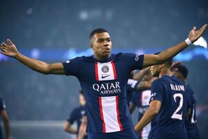 Bomba! PSG surpreende e coloca Mbapp  venda