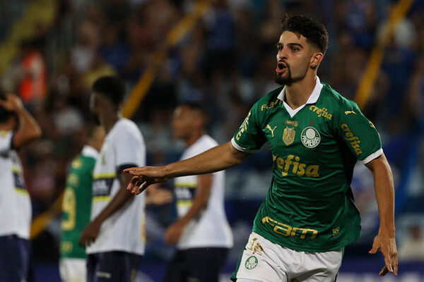 Flaco Lpez: 'O novo camisa 9 do Palmeiras'