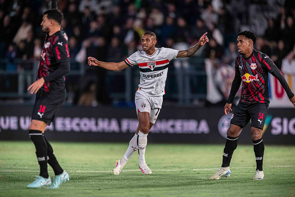 Bragantino flerta com liderana, mas Andr Silva busca empate para o So Paulo