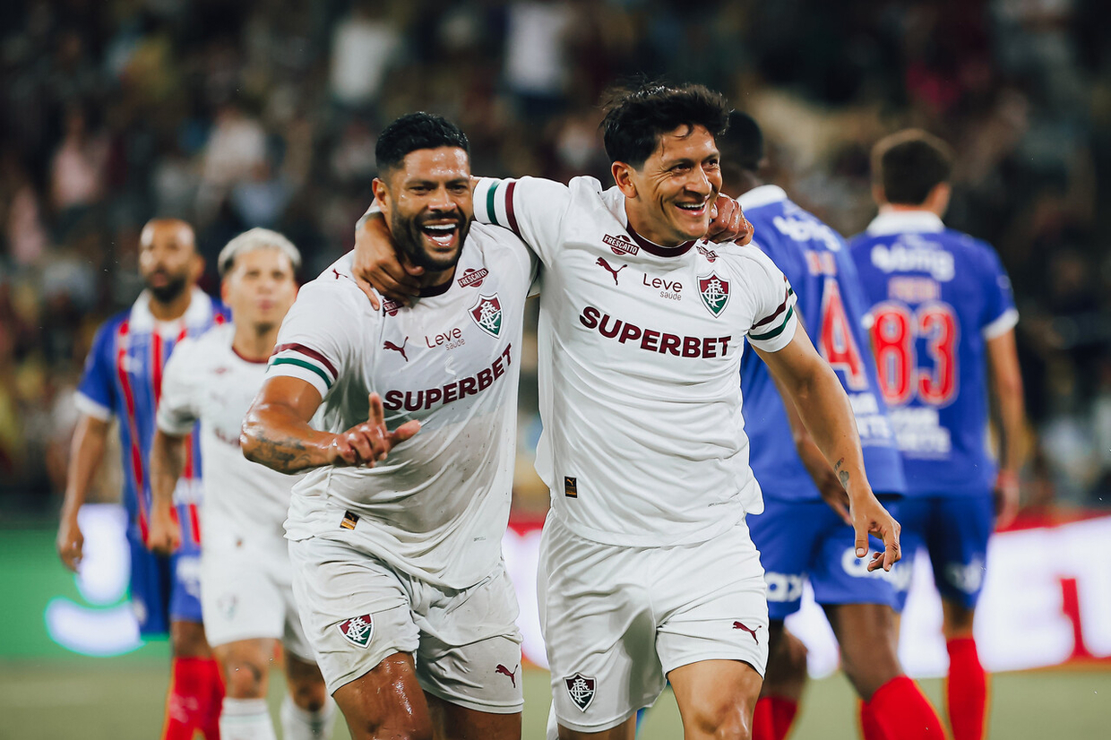Fluminense supera Bahia em amistoso no Maracanã com gols de Hulk e Cano Fluminense supera Bahia em amistoso no Maracanã com gols de Hulk e Cano